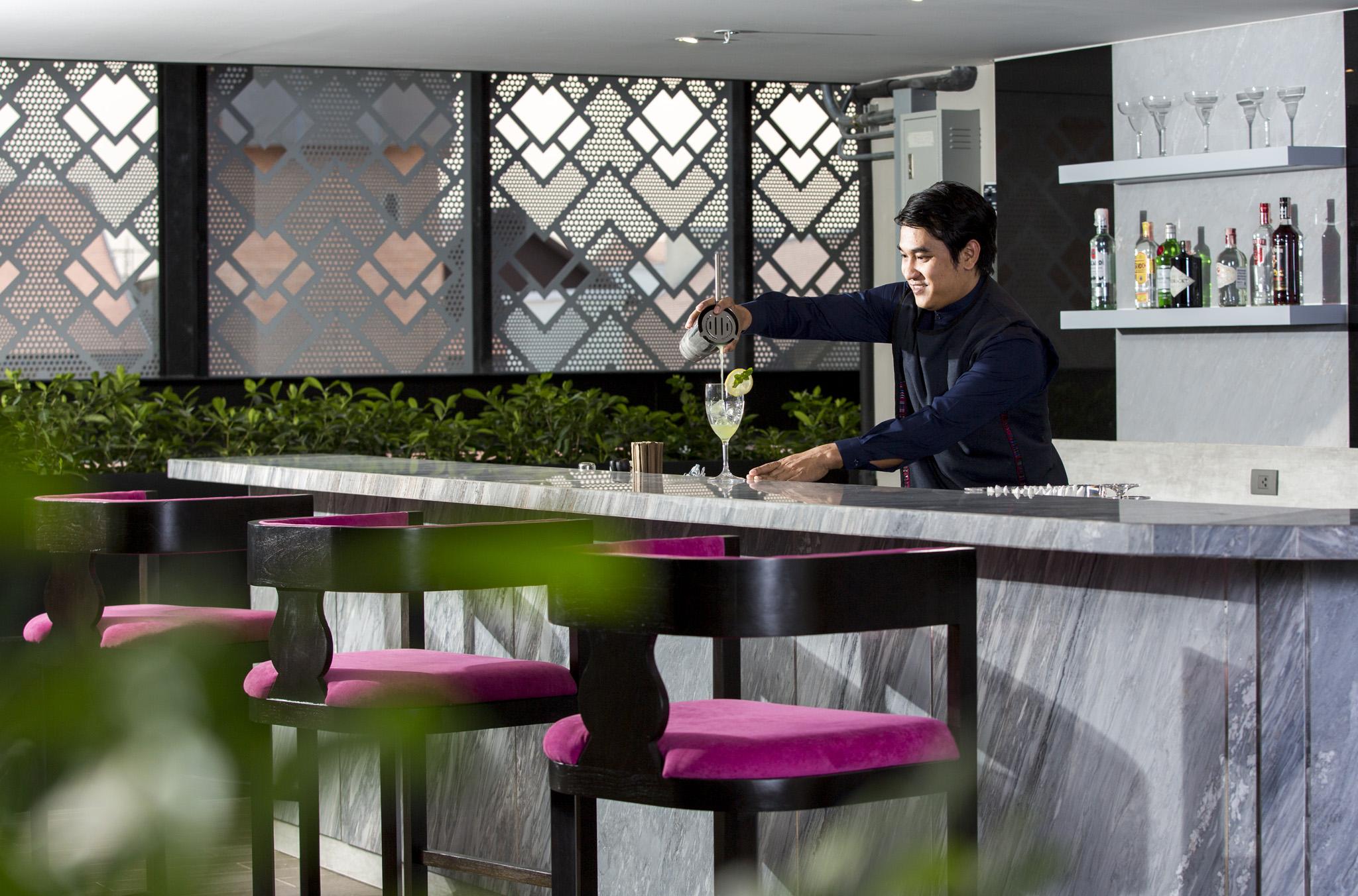 U Nimman Chiang Mai Hotel Екстериор снимка The bar at the 12th floor